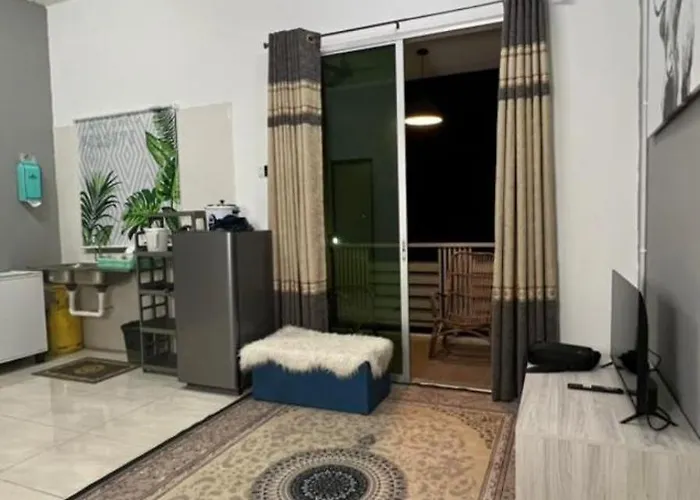 Botani Lodge